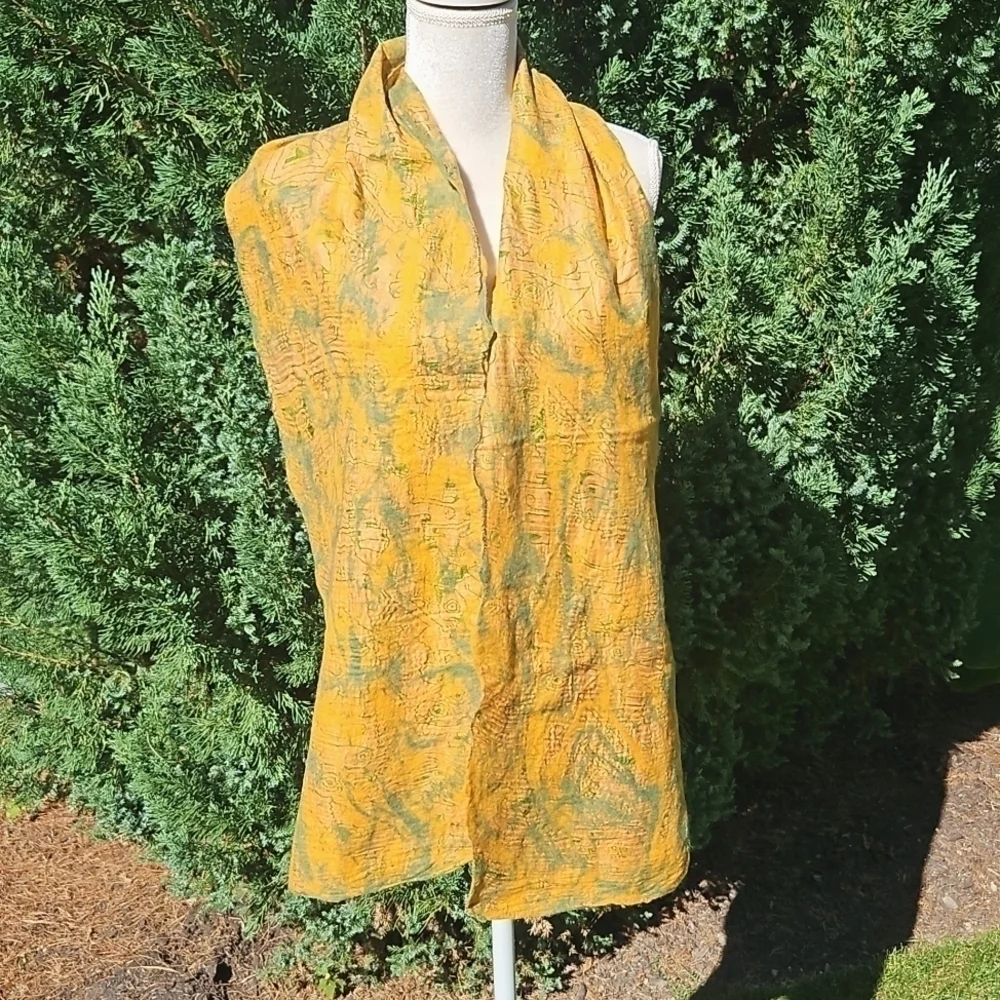 Scarf Handcrafted Wool and Silk New 69x12